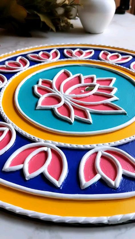 Mirror Canvas Art, Painted Mirror Art, Mirror Crafts, Clay Wall Art, Diy Wall Art Decor, Art And Craft Videos, Art Decor Diy, Diy Crafts Paper Flowers, Handmade Wall Art