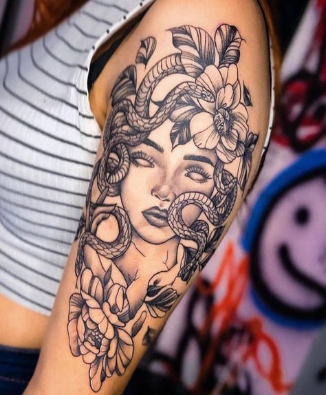 Beautiful Medusa Tattoo Goddesses, Medusa Tattoo With Roses, Add On Tattoo Ideas Thigh Piece, Medusa Tattoo Thigh Beautiful, Medusa And Roses Tattoo, Medusa Tattoo With Butterflies, Medusa Thigh Tattoo Women, Big Medusa Tattoo, Medusa Flower Tattoo