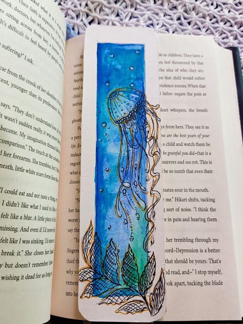 تزيين دفاتر, Creative Bookmarks, Watercolor Projects, Cute Bookmarks, Diy Bookmarks, Book Marks, Painting Designs, Paint Designs, Flower Painting