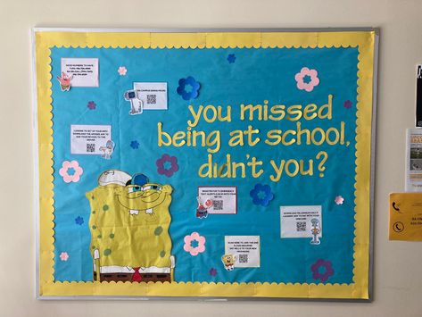 Spongebob Bulletin Board Ideas, Spongebob Classroom Door, Spongebob Themed Classroom, Spongebob Ra Board, Good Noodle Board Spongebob, Spongebob Classroom Theme, Spongebob Door Decs, Disney Bulletin Boards College, Ra Welcome Bulletin Boards