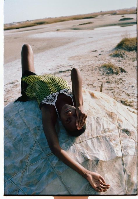 Beach Fashion Shoot, Beach Fashion Editorial, Beach Editorial, Vogue Spain, Beach Shoot, V Magazine, Fashion Photography Inspiration, Christy Turlington, Vogue Korea