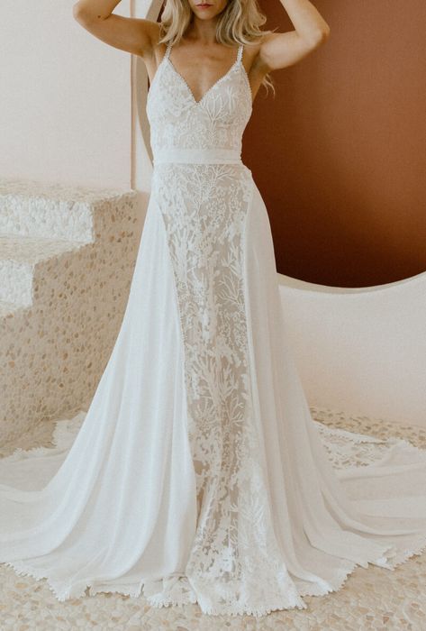 Wedding Dress Rentals | Dreamers and Lovers Romantic Lace Wedding Dress, Flowy Wedding Dress, Dreamers And Lovers, Bell Sleeve Wedding Dress, Romantic Wedding Dress Lace, Rental Wedding Dresses, Lover Dress, Laid Back Wedding, Dresses Flowy