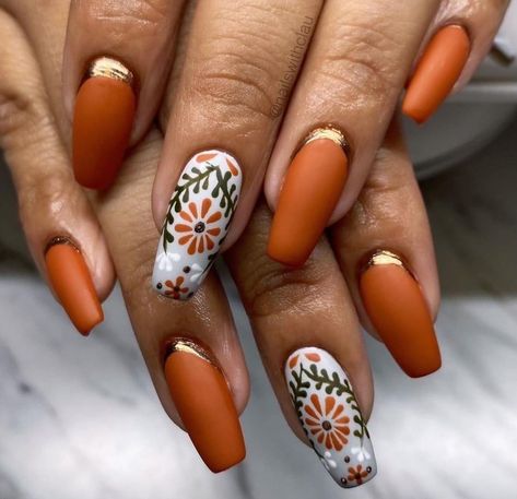 Oaxaca Nails, Swedish Nail Art, Black Mexican Nails, Hispanic Heritage Nails, Fun Orange Nails, Fall Flowers Nails, Mexican Flower Nails, Marigold Nails, Cantarito Nails