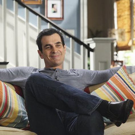 Modern Family Phil, Phil Dunphy, Tv Dads, Best Dad Jokes, Phil 3, Real Estate Humor, Real Estate Quotes, Tv Characters, Parenting Humor