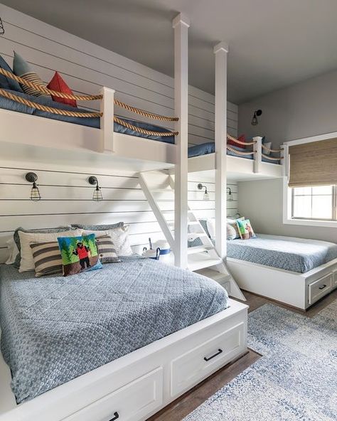 Lake House Bunk Rooms, Built In Bunkbeds, Lakehouse Bedroom, Bunk Bed Room, Baddie Apartment, Diy Bunk Bed, Traditional Chic, Bunk Beds Built In, Built In Bunks