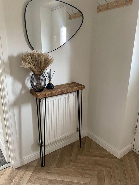 House Entrance Decor Ideas, Small Vestibule Ideas, Hallway Table Ideas, Hairpin Console Table, Apartment Hallway Decor, Radiator Table, Coffee Island, Rustic Console Table, Radiator Shelf