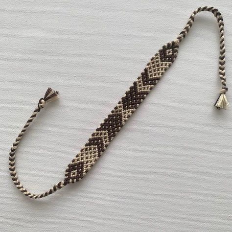 Manly Bracelet Patterns, Bracelet Pattern For Men, Men’s Friendship Bracelet, Mens Friendship Bracelet Pattern, Friendship Bracelet For Men, Masculine Friendship Bracelet Patterns, Bracelet Patterns For Men, Friendship Bracelets For Men, Bracelet For Beginners