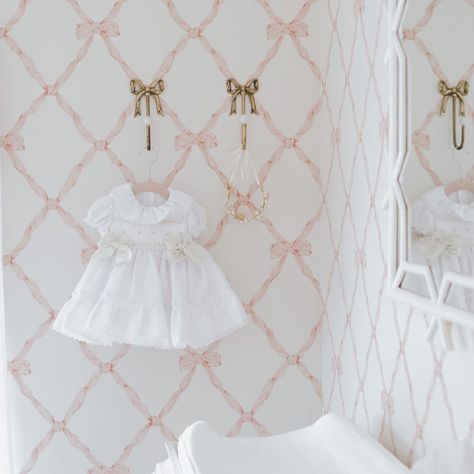 Cinderella Nursery, Ballerina Room, Nursery Interior Design, Dreamy Nursery, Baby Room Themes, Nursery Room Design, Baby Room Inspiration, Nursery Room Inspiration, Baby Room Design