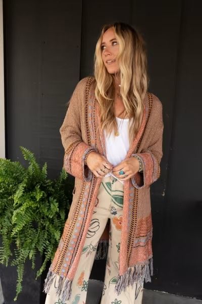 Bohemian Fashion for Women | Shop Affordable Women's Bohemian Style Clothing | Three Bird Nest Cute Boho Outfits, Bohemian Clothing For Women, Cute Border, Three Bird Nest, Bohemian Style Clothing, Bohemian Chic Fashion, Loose Cardigan, Fringe Cardigan, Bohemian Clothing