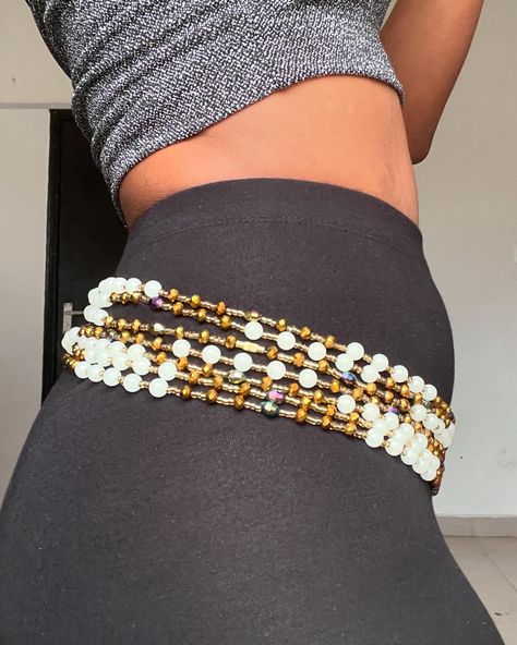 Another Saturday is upon us 🛒 We sell different designs of beaded accessories you can shop from. ✨Kindly scroll through our page, send a DM or text us on WhatsApp +2347087089797 for more enquiries✨ #accsbyanusvelte #handmade #waistbeads #anklets #waistbeadsinlagos #waistbeadinvictoriaisland #waistbeadsinVI #waistbeadsinlekki #waistbeadsforsale #waistbeadsets #waistbeadsforallsizes #crystalwaistbeads #waistbeadsofinstagram #waistbeadsoftheday African Anklets, Victoria Island, African Artwork, Custom Birthday Cakes, Black Queens, Beads For Sale, Feel Beautiful, Beaded Accessories, Custom Birthday