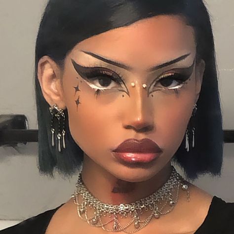 xen on Instagram: “2day has been the worst day” Punk Makeup, Alt Makeup, Swag Makeup, Smink Inspiration, Alternative Makeup, Emo Makeup, Edgy Makeup, Cute Makeup Looks, Makeup Eye Looks