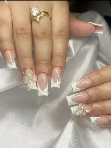 French Tip Nails With Line Design, Bf Initial Nails, Colored Acrylic Nails, Girly Acrylic Nails, Classy Acrylic Nails, Short Square Acrylic Nails, Soft Nails, Unique Acrylic Nails, Nail Swag