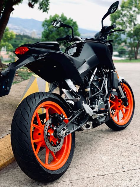 Duke 200 Duke Bs4 200, Ktm 200 Duke, 200 Aesthetic, Ktm Bike, Ktm 200, Ktm Duke 200, Duke 200, Bike Aesthetic, Birthday Background Images