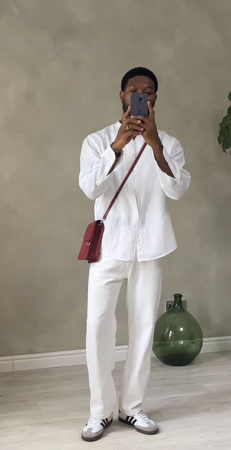 Nude Outfits Men, Elegant Classy Outfits Men, All White Outfit Men, Casual Outfit For Men, Black Men Casual Style, Khakis Outfit, Vacation Outfits Men, Black Outfit Men, Mens Smart Casual Outfits