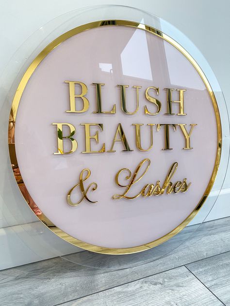 Acrylic Business Ideas, Salon Sign Ideas, Mirror Letters, Esthetician Room Decor, Hair Salon Design, Sign Board Design, Hair Salon Interior, Backlit Signs, Modern Office Interiors