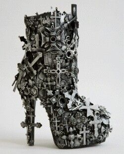 . Futuristic Footwear, Goth Shoes, Gothic Boots, Gothic Shoes, Awesome Shoes, Funky Shoes, Gothic Steampunk, Unique Shoes, Shoe Art