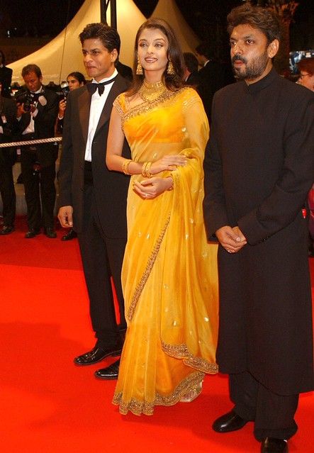 Aishwarya Rai In Yellow Saree | Online Aishwarya Rai In Yell… | Flickr Bollywood Sarees, Dia Mirza, Bollywood Dress, Indian Saree Blouse, Bollywood Outfits, Indian Saree Blouses Designs, Indian Fashion Saree, Yellow Saree, Aishwarya Rai Bachchan