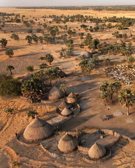 George Steinmetz on Instagram: “In remote parts of South Sudan, life still goes on without interference from the modern world.  When seen in the dry season it’s hard to…” Fantasy Continent, Round Architecture, South Sudanese, African House, Travel 2024, Forex Strategies, New Architecture, South Sudan, The Nile