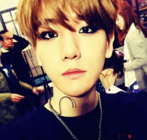 Baekhyun Selca, Exo Korean, Kim Jongdae, Exo Members, Exo Baekhyun, Beautiful Voice, Do Kyungsoo, Exo K, Byun Baekhyun