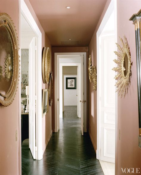 L’Wren Scott and Mick Jagger’s stylish Parisian apartment Pink Hallway, L'wren Scott, Deco Rose, Herringbone Floor, Casa Vintage, Parisian Apartment, Paris Apartments, Mick Jagger, Style At Home