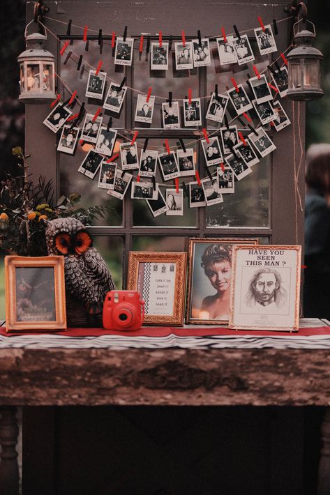 Although Dean and Jason chose Forks, WA, as their wedding location, their style was definitely more Twins Peaks than Twilight. They curated a wedding inspired by the tv show including a lot of owls, a missing poster sign and even had a bridesmaid carrying a wooden log. For more alternative wedding inspiration check out Rock n Roll Bride. Rock And Roll Wedding Theme, Rock And Roll Bridesmaids, Twin Peaks Wedding, Rock Wedding Decor, Twin Peaks Decor, Alternative Wedding Aesthetic, Twin Peaks Party, Rock Wedding Theme, Rock And Roll Wedding