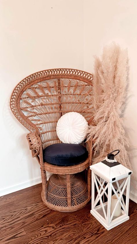 Peacock Chair Backdrop With Peacock Chair, Peacock Chair Flowers, Boho Peacock Chair, Peacock Rattan Chair, Vintage Peacock Chair, Peacock Chair, Boho Theme, Something Different, Vintage Boho