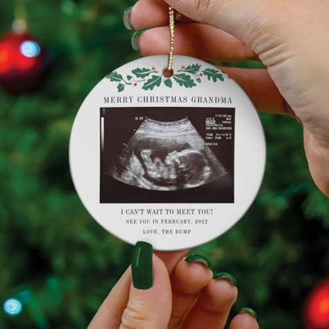 It's always a good time to share this exciting news with your nearest and dearest. Perfect Christmas gift idea for the grandma to be with ultrasound photo.   Customize this unique announcement display, add your details and let everyone know about this special news. Great gift for new parents and baby showers. Baby Announcement To Parents, Pregnancy Announcement To Parents, Pregnancy Ultrasound, Christmas Baby Announcement, Grandparents Christmas, Cute Pregnancy Announcement, Parents Christmas, Baby Scan