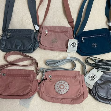 It's like a picture. Very satisfied! Navy Crossbody Bag, Monkey Keychain, Kipling Bags, Green Purse, Convertible Bags, Mini Crossbody Bag, Girls Fashion Clothes, Mini Crossbody, Black Nylons