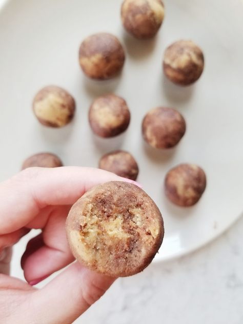 Almond Pulp Reese's Balls - The Hint of Rosemary Almond Pulp Recipes, Pulp Recipes, Almond Cow, Pulp Recipe, Make Almond Milk, Homemade Almond Milk, Almond Flour Recipes, Sugar Free Desserts, Desserts Recipes