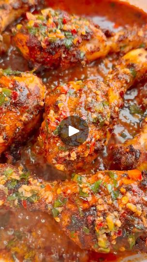 Honey Garlic Chicken Wings, Wings Chicken, Garlic Chicken Wings, Veg Snacks, Italian Herbs, Dried Parsley, Instagram Recipes, Chicken Wing, Honey Garlic Chicken