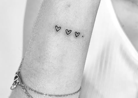 Family Heart Tattoos, Kids Initial Tattoos, Little Heart Tattoos, Simple Heart Tattoos, Heart Tattoo Wrist, Tiny Heart Tattoos, Tiny Wrist Tattoos, Small Heart Tattoos, Petit Tattoo