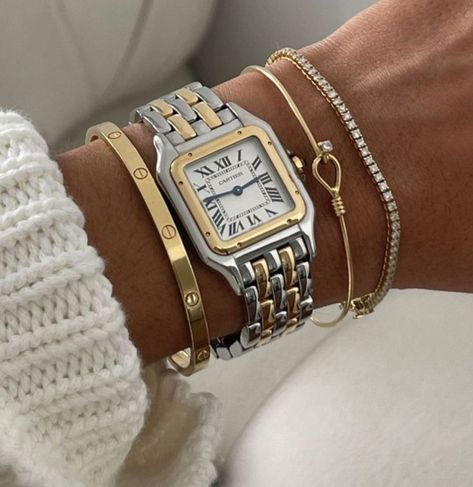 Cartier Watches Women, Bracelet Cartier, Luxe Jewelry, Bracelet Love, Cartier Watch, Dope Jewelry, Classy Jewelry, Jewelry Essentials, Stacked Jewelry