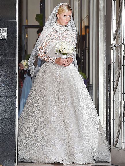 Paris Hilton, Chelsea Clinton, Kyle Richards and More Attend Nicky Hilton's A-List Wedding http://www.people.com/article/nicky-hilton-wedding-paris-hilton-kyle-richards-chelsea-clinton-attend Nicky Hilton Wedding, Valentino Wedding Dress, Valentino 2017, Celebrity Wedding Gowns, Kate Middleton Wedding Dress, Celebrity Brides, Famous Wedding Dresses, Hilton Wedding, Celebrity Bride