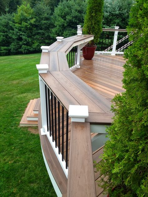 Deck Skirting Ideas, Skirting Ideas, Open Porch, Deck Skirting, Deck Railing Ideas, Deck Remodel, Deck Railing Design, Railing Ideas, Patio Deck Designs