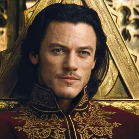 Luke Evans Dracula, Dracula Untold, Sarah Gadon, Vlad The Impaler, Daughter Of Zeus, Luke Evans, Beautiful Person, Man Alive, Good Looking Men