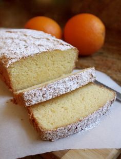 Gluten-free Orange Loaf Cake simply tastes amazing (no one will know it's GF!) Gluten Free Loaf, Gluten Free Pound Cake, Glutenfree Bread, Cafe Cakes, Orange Loaf, Orange Loaf Cake, Gf Sweets, Orange Pound Cake, Pound Cake Recipe