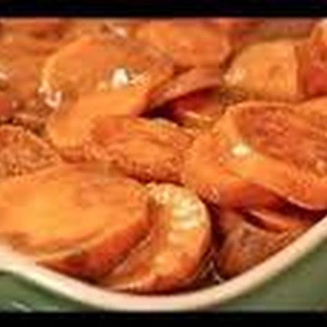 Sweetie Pie's Candied Yams Sweetie Pies Recipes, Southern Candied Yams, Baked Candied Yams, Candied Yams Recipe, Candied Yams, Yams Recipe, Divas Can Cook, Candy Yams, Candied Sweet Potatoes