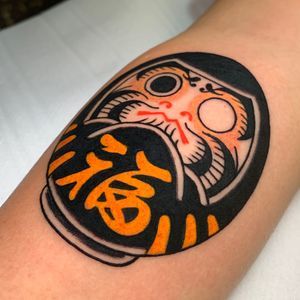 Japanese Daruma Tattoo, Daruma Doll Tattoo Design Colored, Daruma Doll Tattoo Design, Daruma Tattoo Design, Japanese Neck Tattoo, Daruma Tattoo, Gaara Tattoo, Daruma Doll Tattoo, Neck Tattoo Ideas