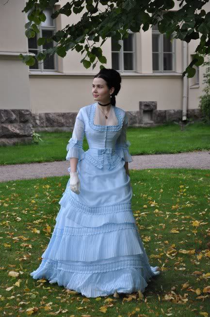 1800s Fancy Dress, Victorian Women Dress, 1800s Victorian Dress, Late Victorian Dress, Victorian Summer Dress, 1880s American Fashion, 1870s Womens Fashion, 19th Century Dress Gowns, Victorian Dress Gowns 19th Century