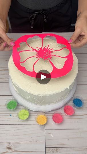 Plain Cake Decorating, Cake Videos Decorating, Easy Cake Designs For Beginners, Cake Tricks, Extreme Cakes, 10 Inch Cake, Plain Cake, Quinceanera Cakes, Nozzle Design