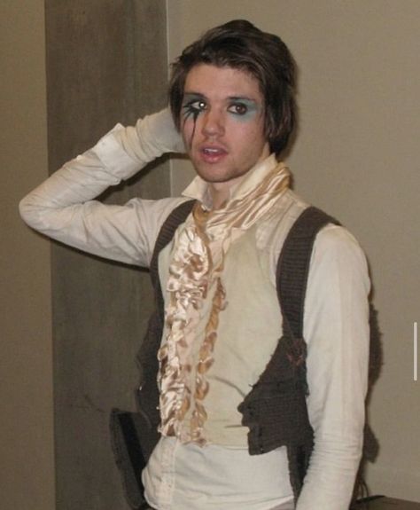 Side Part Hair, Jon Walker, The Young Veins, Story Pictures, Part Hair, Spencer Smith, Ryan Ross, Patrick Stump, Pete Wentz