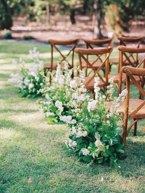 Southern Wedding Decorations, Aisle Florals, White Sparrow, Olive Green Weddings, Fox Wedding, Aisle Flowers, Chateau Wedding, Wedding Ceremony Flowers, France Wedding