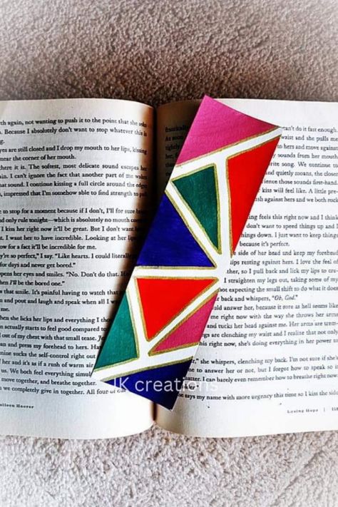 Bookmark | DIY bookmark Acrylic Painting Bookmarks, Abstract Bookmarks, Painted Wooden Bookmarks, Bookmark Painting, Bookmark Diy, Markers Drawing Ideas, Diy Bookmark, Handmade Bookmarks Diy, Paper Jewellery