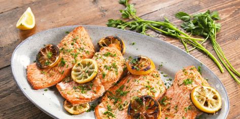 Best Grilled Lemon Butter Salmon Recipe - How To Make Grilled Lemon Butter Salmon Lemon Butter Salmon, Easy Chicken Dinner, Smashed Potatoes Recipe, Grilled Lemon, Lemon Butter Chicken, Butter Salmon, Lemon Salmon, Core Exercises, Smashed Potatoes