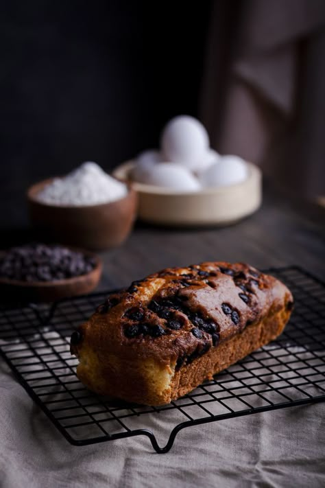 Food Staging Photography, Bakery Photography Ideas, Food Photography Ideas, Food Photography Cake, Rustic Food Photography, Food Photography Dessert, Food Photography Composition, Baking Photography, Dark Food Photography