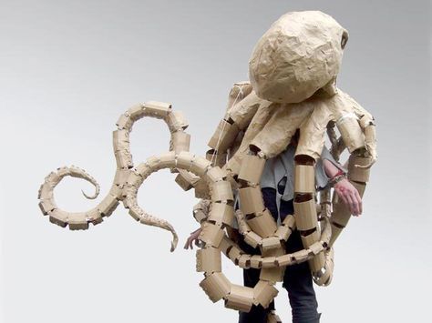 Halloween Costumes For Big Kids, Octopus Costume, Recycled Costumes, Cardboard Costume, Cardboard Mask, Cardboard Sculpture, Creative Costumes, Cardboard Art, Halloween Costumes College