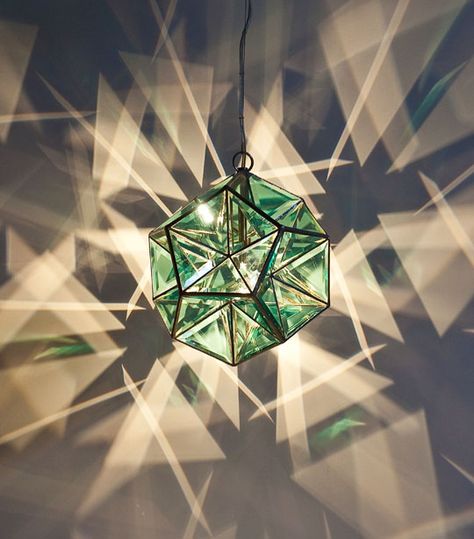 Geometric Lamps, Geometric Lamp, Geometric Pendant Light, Verre Design, Stained Glass Lamps, Light Sculpture, Tiffany Lamps, Stained Glass Projects, Geometric Pendant