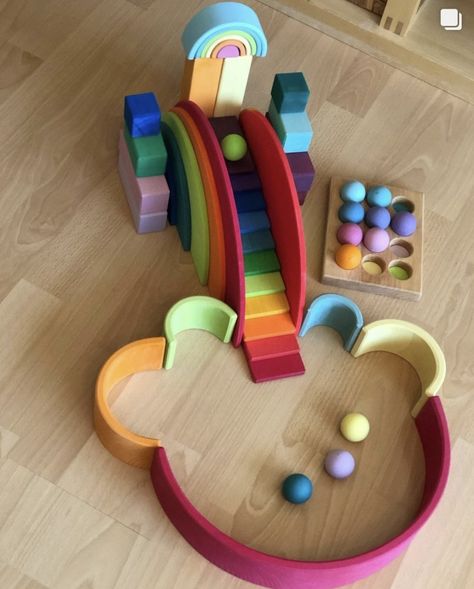 Grimm Rainbow Ideas, Grims Rainbow Ideas, Wooden Rainbow Ideas, Grimms Ball Run Ideas, Grimms Rainbow Ideas, Young Toddler Activities, Waldorf Playroom, Wood Toys Diy, Rainbow Games