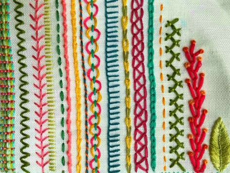 Chicken Scratch Embroidery, Feather Embroidery, Stitch Sampler, Feather Stitch, Embroidery Sampler, Herringbone Stitch, Hand Embroidery Tutorial, Stitch Book, Handwork Embroidery Design