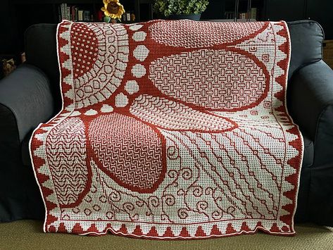 Little Treasures: When Crochet is Art - Astrid Schandy Interlocking Crochet, Crochet Afgans, Mosaic Crochet, Mode Crochet, Crochet Blanket Afghan, Crochet Bedspread, Fabric Stamping, Manta Crochet, Afghan Patterns